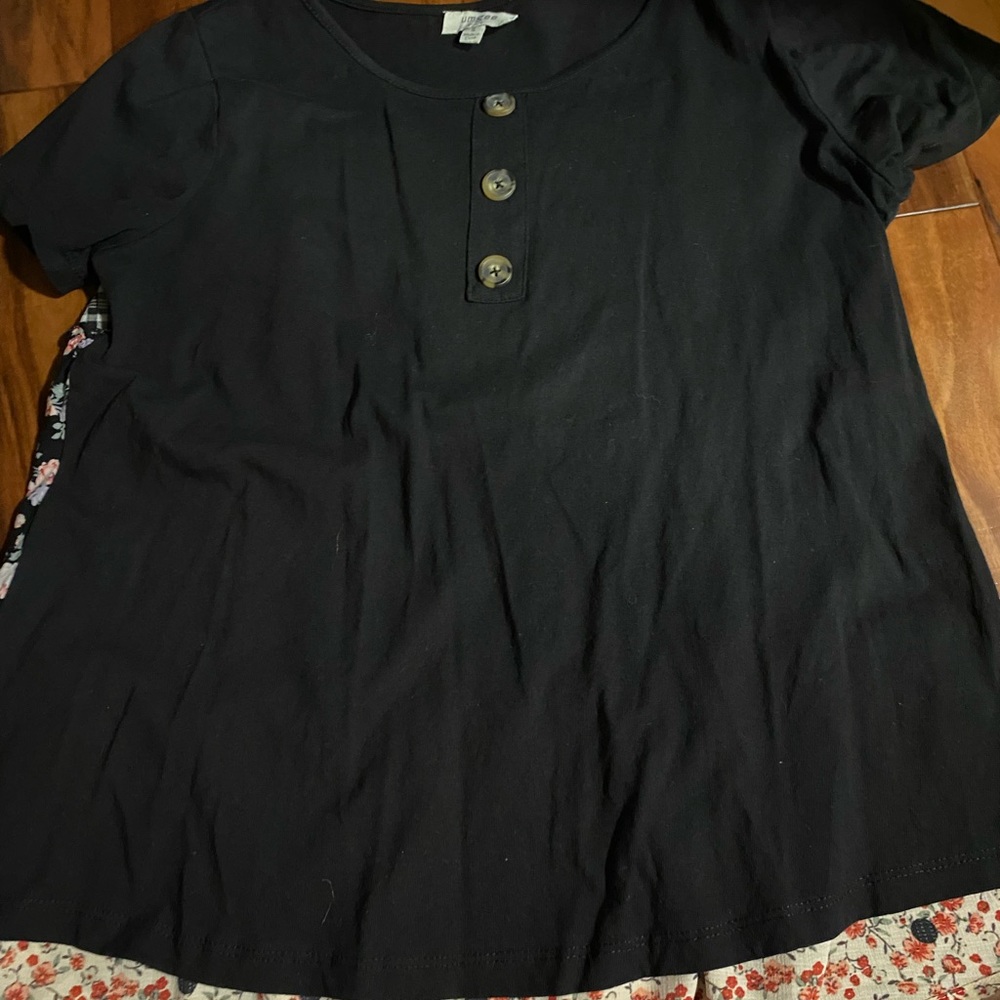Umgee small shirt